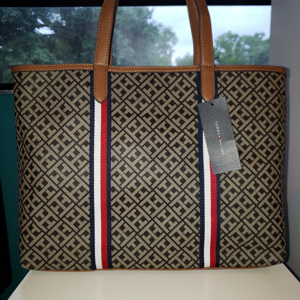 Tommy Hilfiger Purse Tote Bag
